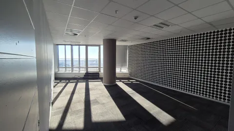 102 Rivonia Road, Sandton has an Office Space Available To Let on the 10th Floor (9)